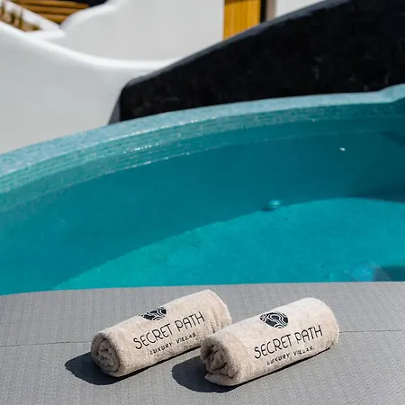 Secret Path Luxury Βίλα