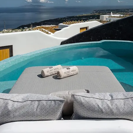 Villa Secret Path Luxury