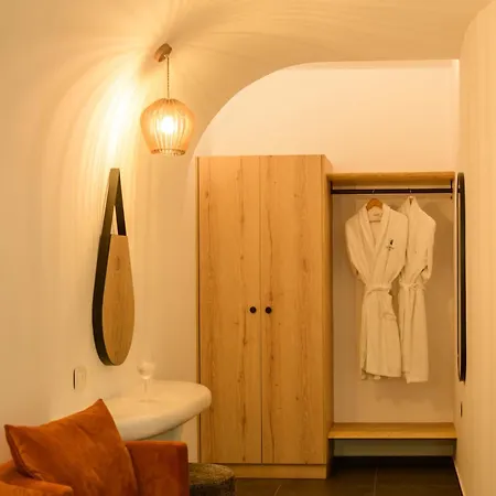 Villa Secret Path Luxury