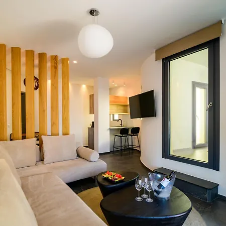 Villa Secret Path Luxury