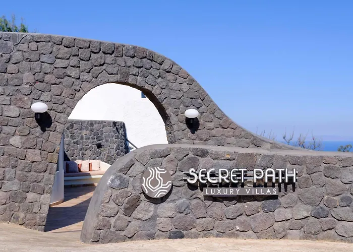 빌라 Secret Path Luxury 이메로비글리