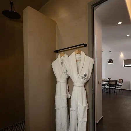 Secret Path Luxury *