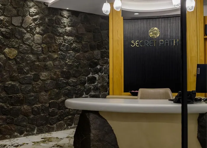 Secret Path Luxury * אימרוביגלי