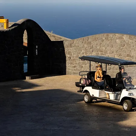 Secret Path Luxury Villa *